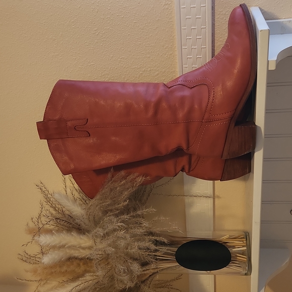 Chineese Laundry Pink Leather Western Boots - Picture 1 of 6
